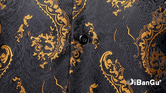 Amazon.com: DiBanGu Mens Dress Shirt Silk Paisley Long Sleeve Button Down  Shirt for Men with Collar Pin Brooch Causal Shirt Wedding Party,01 Black  Gold,Small : Clothing, Shoes & Jewelry