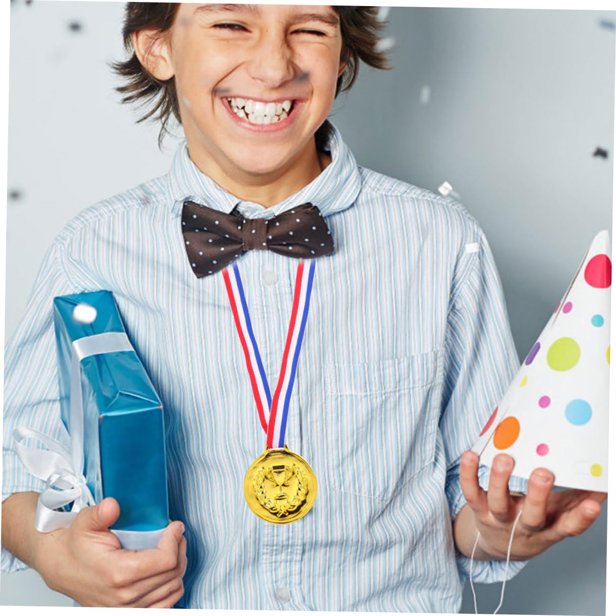 ABOOFAN 50 Pezzi Medaglie d'oro per Bambini con Nastri, Medaglie Sportive da Competizione in Metallo Galvanizzato, Premi per Vincitori di Calcio e Basket, per Feste e Eventi Sportivi Bambini