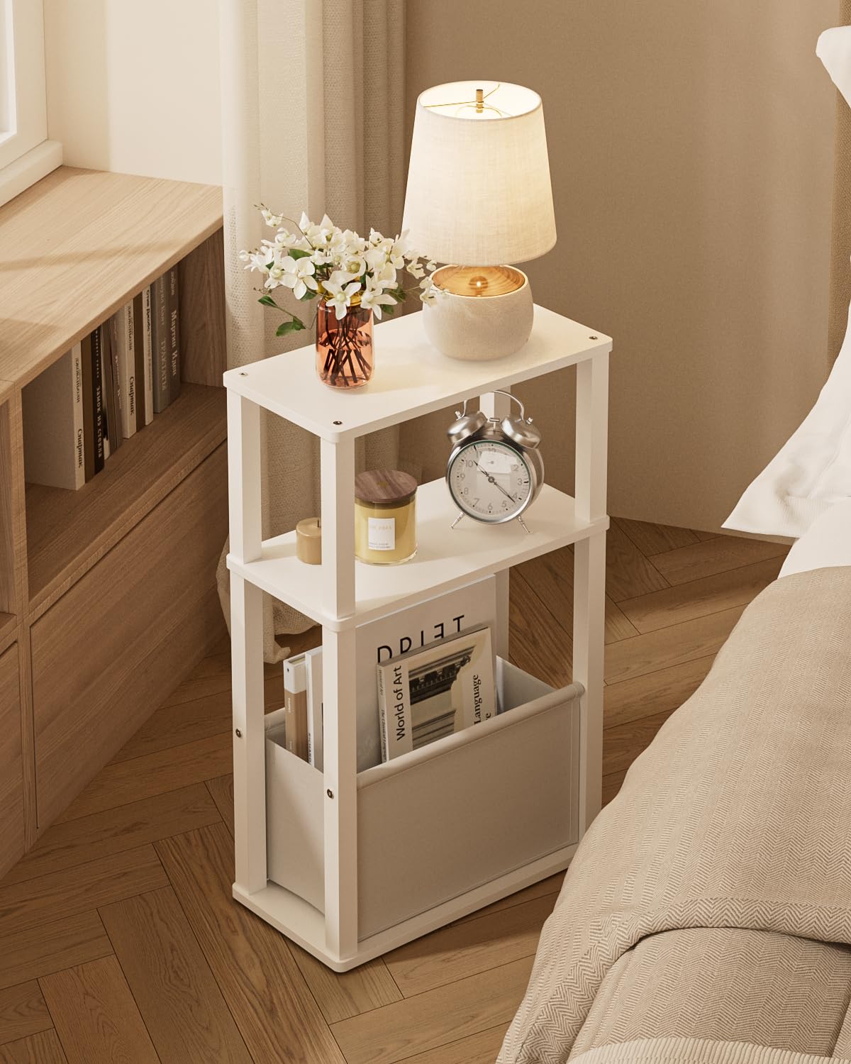 Beistelltisch Schmal mit Stauraum, Schmale Beistelltisch mit Beutel, 3-stufiger schmale Nachttisch, Kleiner Couchtisch für kleine Räume,Schlafzimmer,Wohnzimmer,Büro(Weiß)