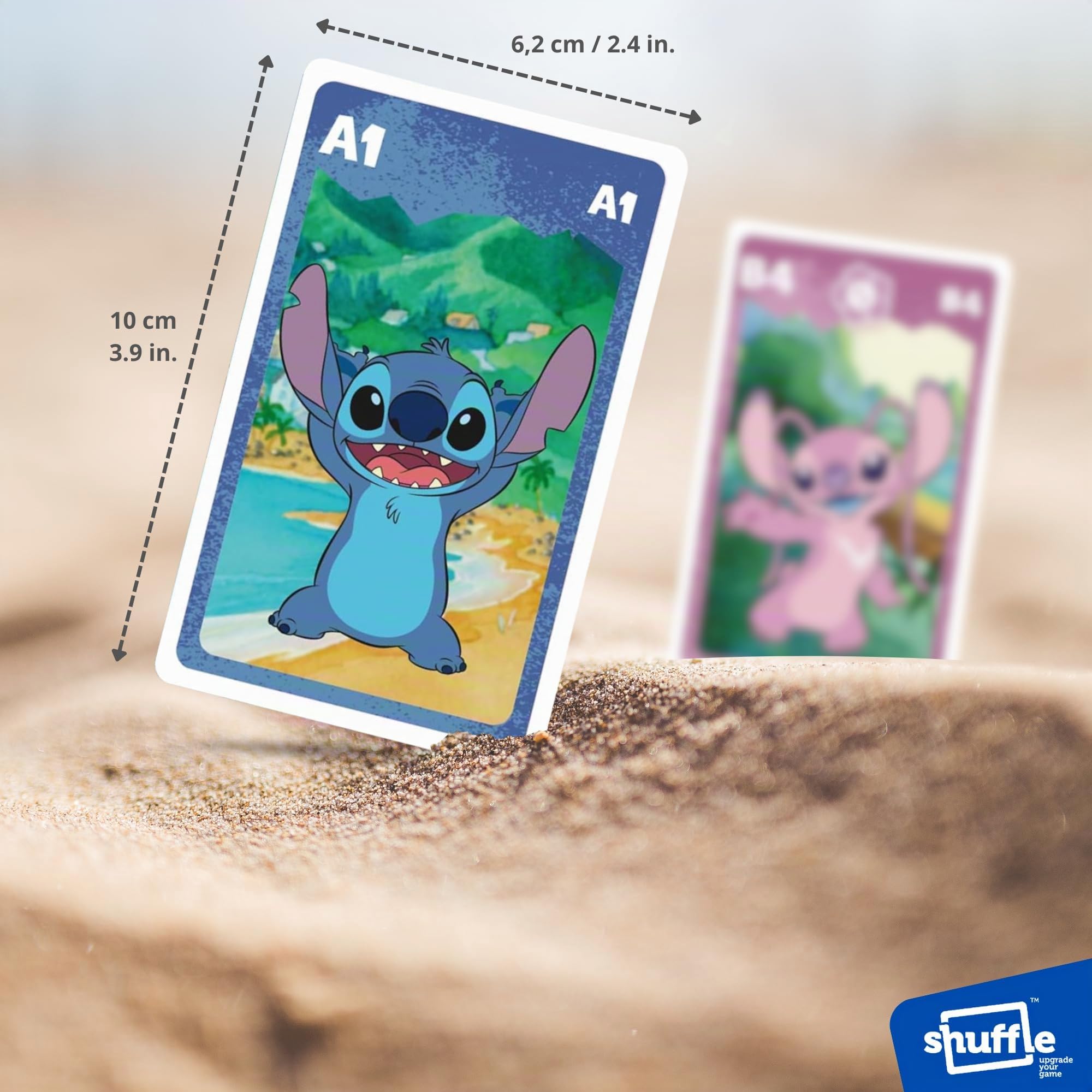 Shuffle - Juego de Cartas 4 en 1 Stitch – 7 Familias, Batalla, Memo y Acción – Juego de Cartas Disney Lilo & Stitch para niños, Familia y Amigos – a Partir de 4 años, a Partir de 2 Jugadores