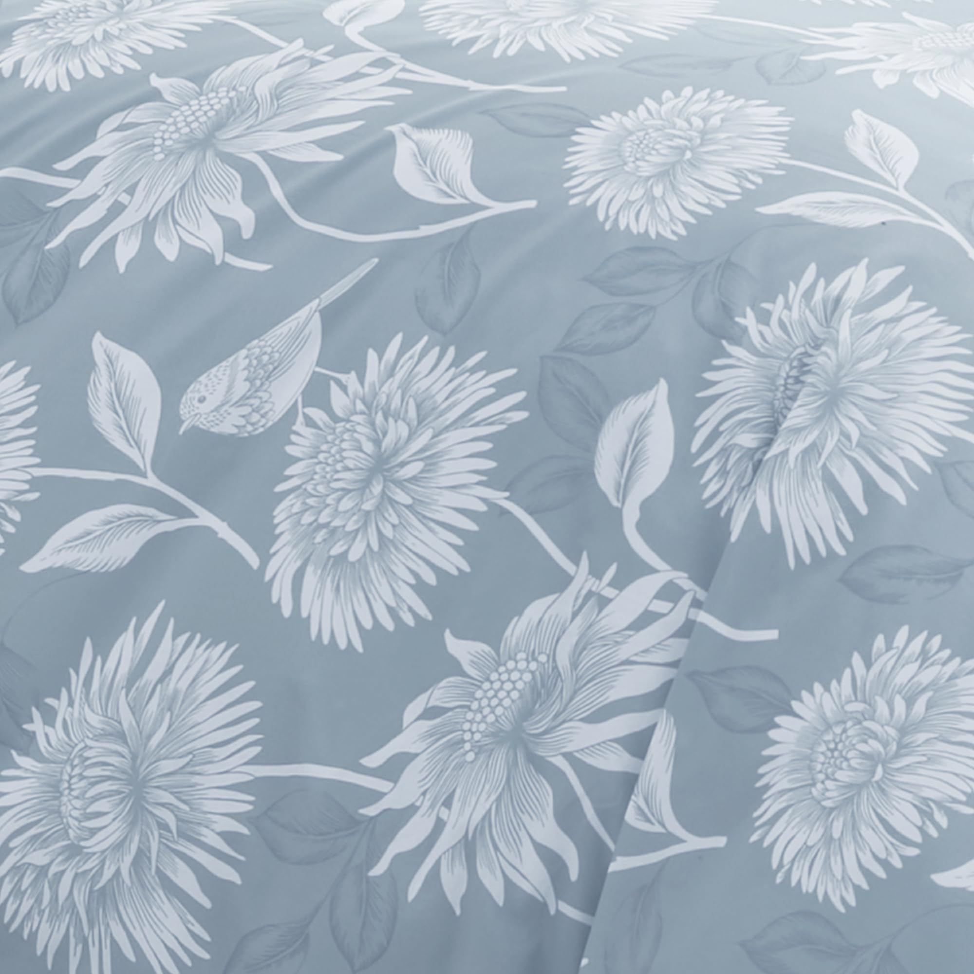 Dreams & Drapes Blue Chrysanthemum Duvet Cover Set, Single Size, Reversible Floral Bedding in 2 Colours - Image 3