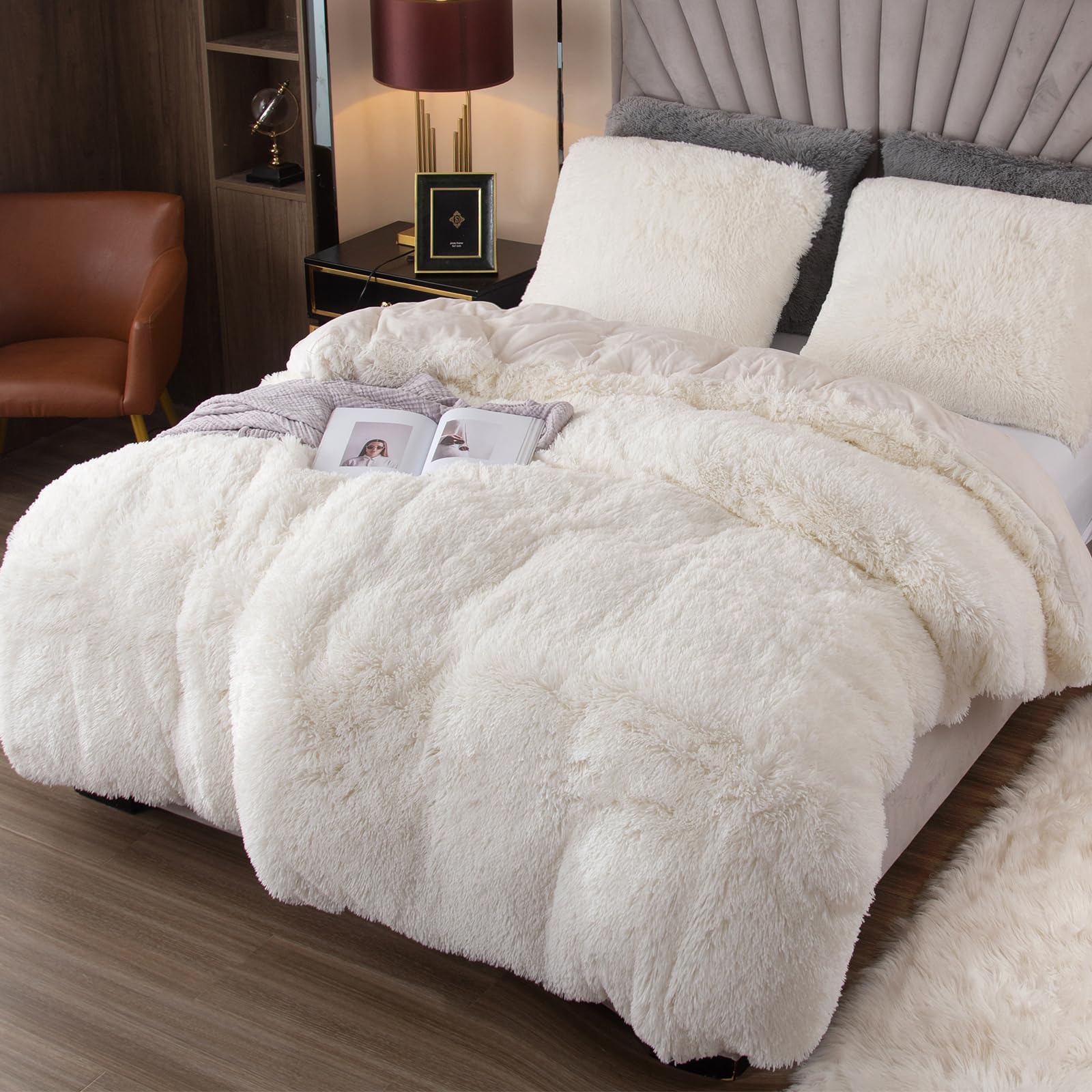 EMME Set Biancheria da Letto in Pile, 220 x 240 cm, Flanella Soffice, Set per Letto, Biancheria da Letto Morbida e 2 Fodere per Cuscino 80 x 80 cm, Colore Bianco
