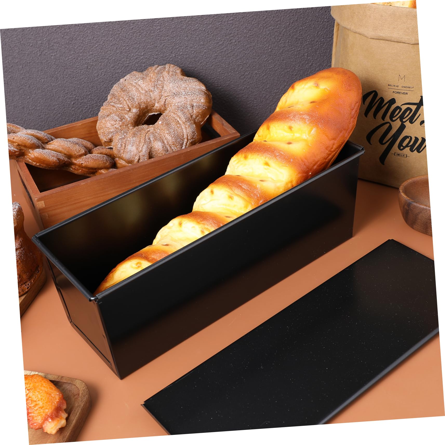 MAGICLULU Molde Rectangular para Pan con Tapa Negra de Acero Inoxidable Antiadherente para Hornear Pan Casero y Tostadas en Horno con Capacidad de 750g