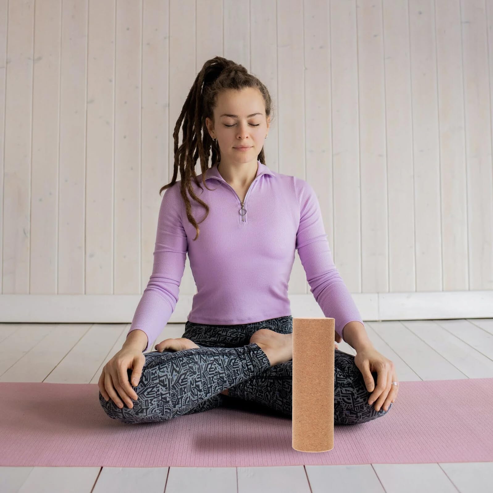 Hochdichter Yoga Faszienroller aus Robustem Kork rutschfest für Rückenmassage und Faszienentspannung für Yoga Fitness und Regeneration Langlebig und Komfortabel