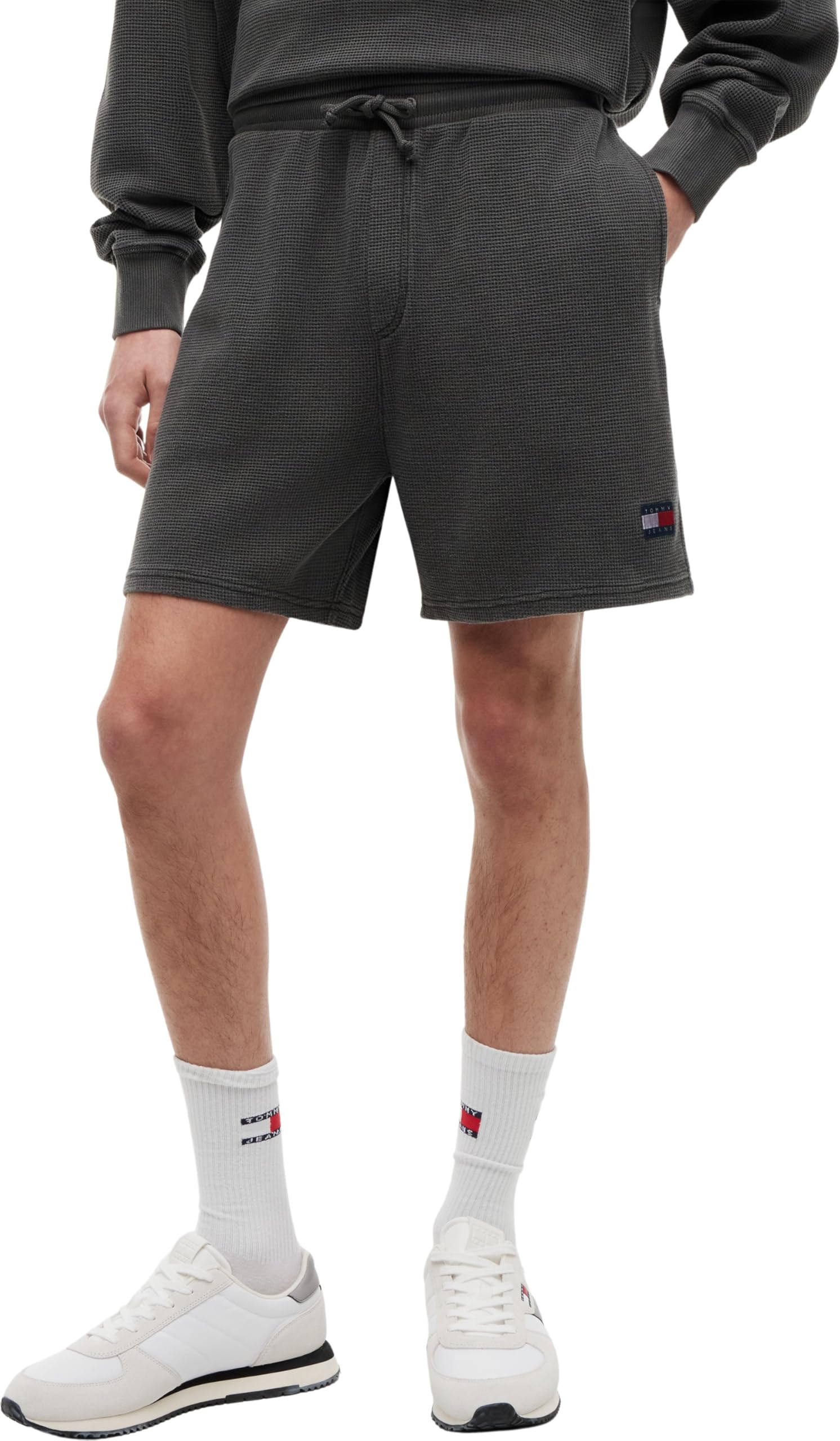 Tommy Jeans Men's TJM Washed Waffle Beach Short DM0DM23157 SweatShorts, Black (Black), L