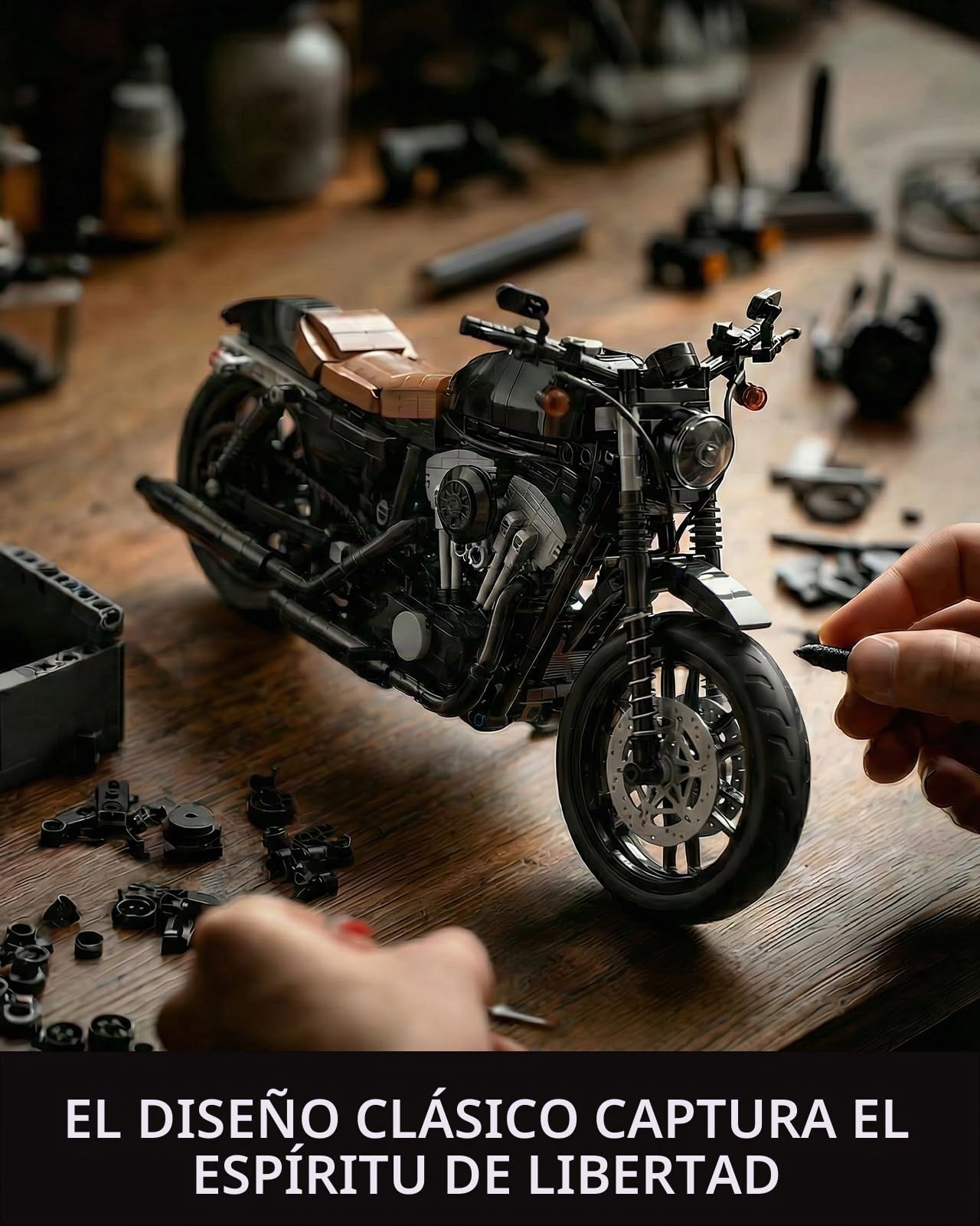 Nifeliz IRON 83 Moto Sets De Construcción, Kit de Maquetas como Regalo Para Adultos Fans de las Motos, Decoración Del Hogar Y Oficina (827 Piezas, NF10342)