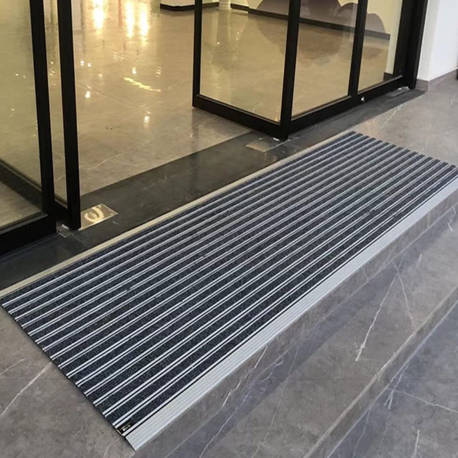 Außenmatten, Rutschfester Willkommensteppich aus Aluminiumlegierung, robuste Eingangsmatten für Bürogebäude, leicht zu reinigende Schuhabstreifer-Fußmatte für Terrassenrasen, benutzerdefinie