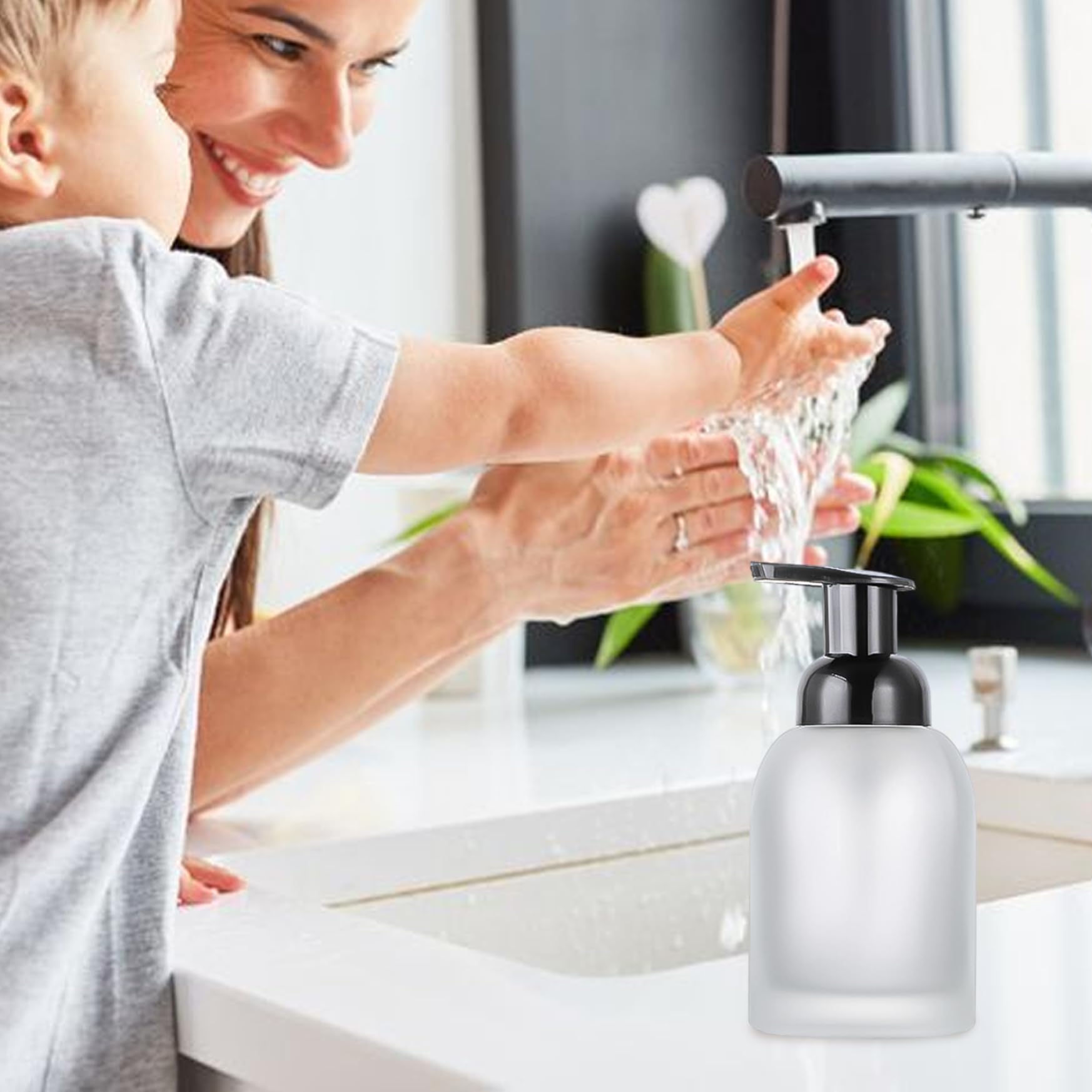 Dispenser di Sapone in Vetro da 2 Pezzi con Pompa Dispenser di Sapone schiumogeno Satinato da 250 ml/8 Once Ricaricabile per Bagno e Cucina