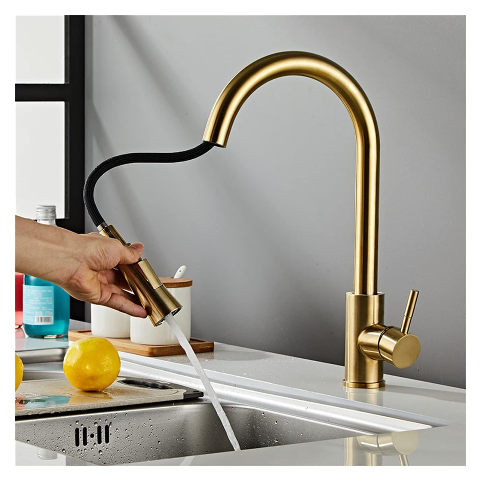 Mitigeur de cuisine tactile or brossé pour éliminer les traces et salissures