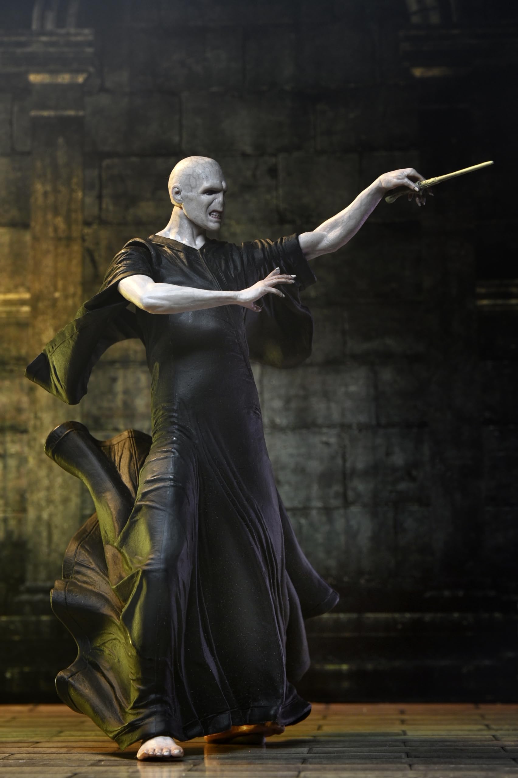 NECA - Harry Potter - Colección Legacy Voldemort Figura de acción a escala de 7 pulgadas