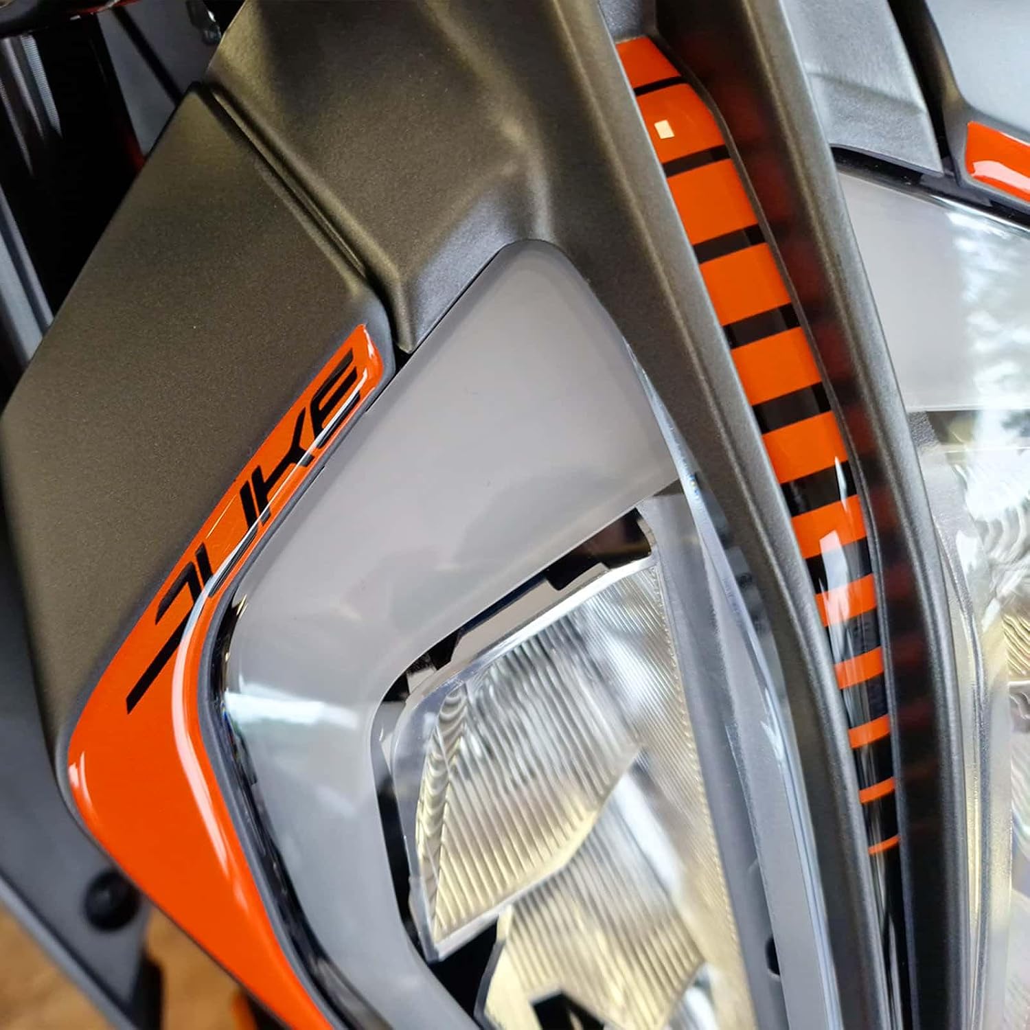 Resin Bike Motorcycle Stickers Compatible with KTM Duke 125 200 250 390 2021-2022. Motorcycle Light Protectors from Bumps and Scratches. 3D Effect Resin Stickers