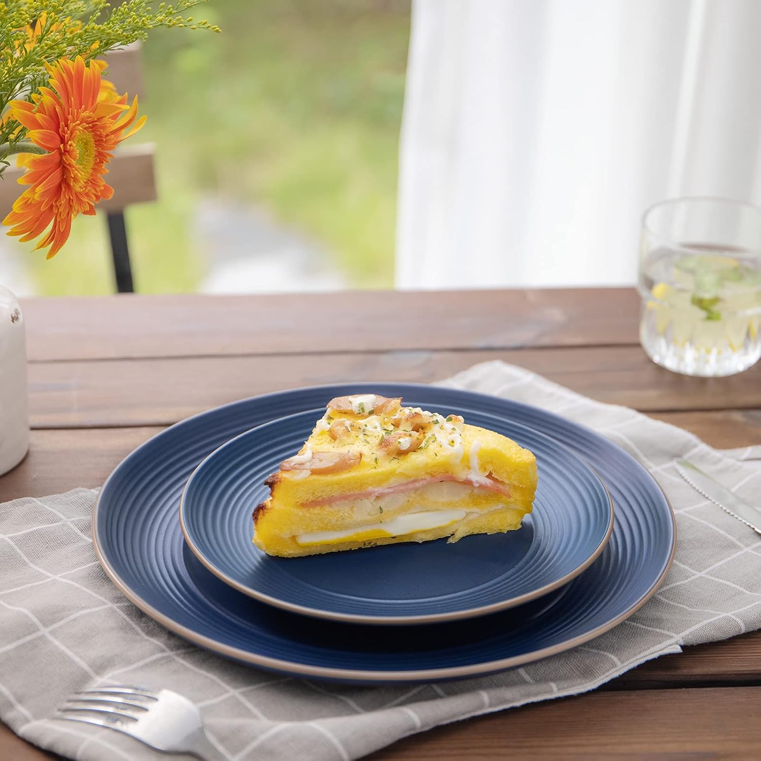  | Dinner Plates Set of 12, Round Ceramic Salad Dessert Plate Set, Perdurable Porcelain Kitchen Dinnerware Dishes for 12-Piece - Dishwasher Microwave Oven Safe, Chip & Scratch Resistant, Haze Blue: Dinner Plates