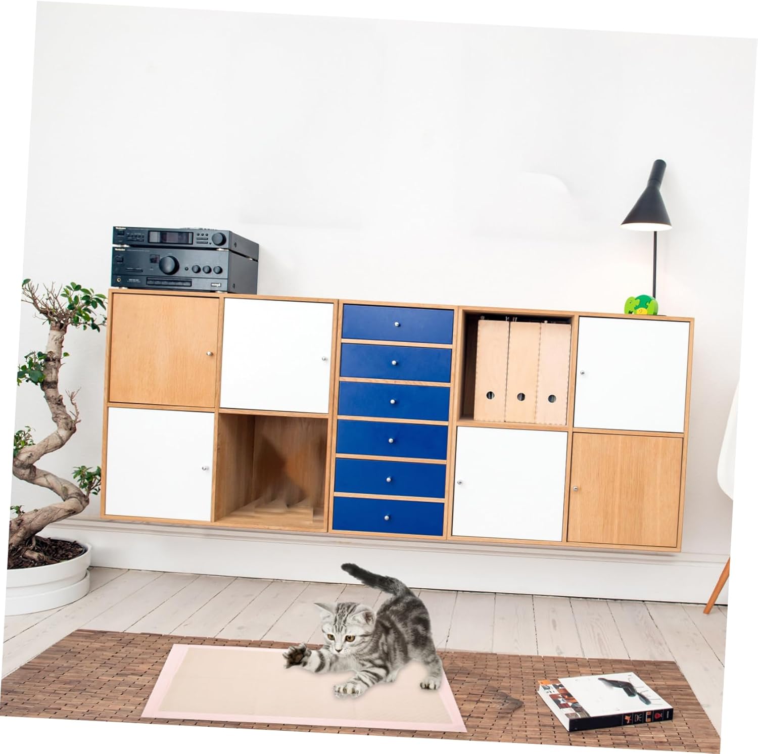 BESPORTBLE 100pcs Super Absorbent Disposable Pet Diapers Training Pads for Dogs Leakproof and Comfortable s for Housebreaking Puppies and Keeping Your Space