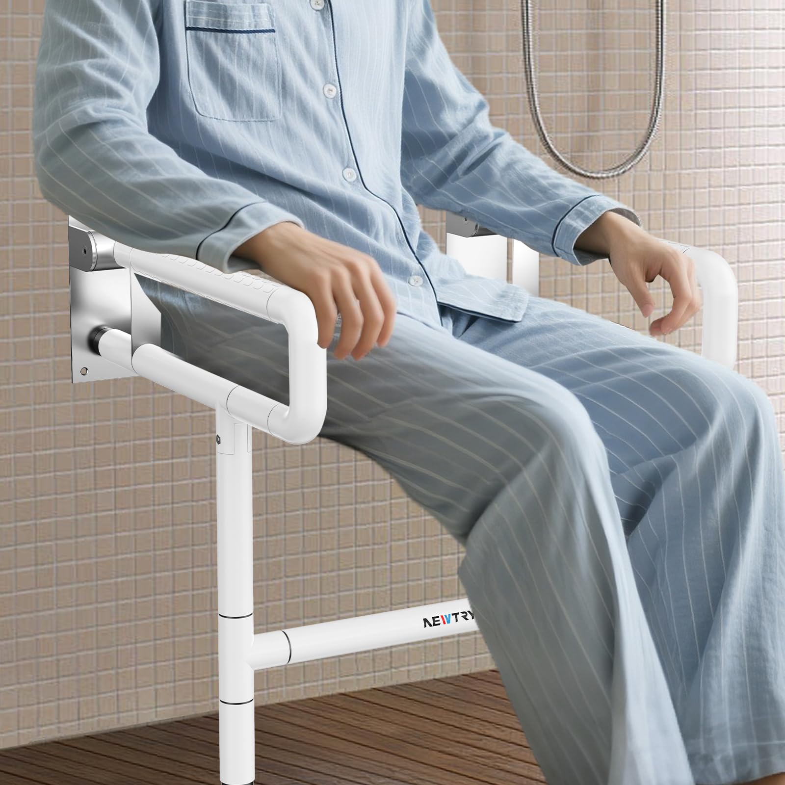 Siège de douche pliable 53,3 cm NEWTRY avec accoudoirs pour senior