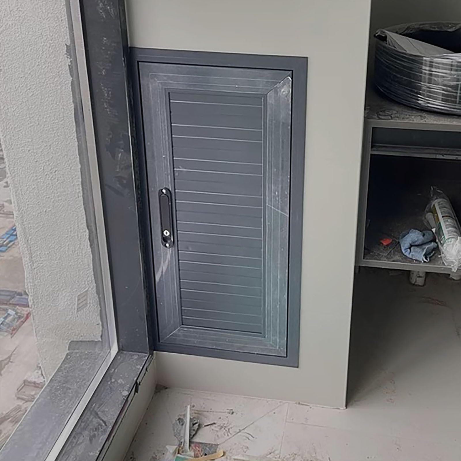 Aluminum Crawl Space Inspection Door, Flush Universal Access Door with Lock for Drywall, Hidden Cables Plumbing Wall Hole Hatch Cover Board(Black,16x40in (40x100cm))