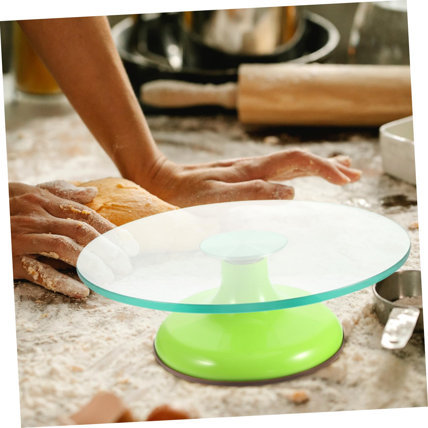 Alipis Plateau Tournant à Gâteau 12 Pouces en Verre Trempé, Base Stable en Silicone, Surface Lisse, Facile à Nettoyer pour Pâtisserie