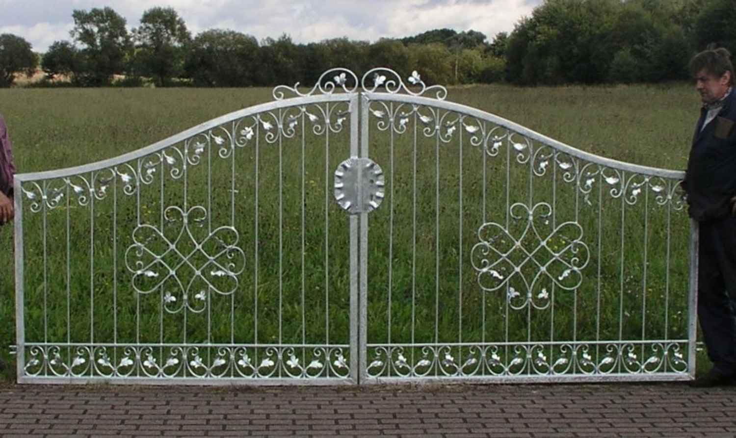 Gartentor Hoftor Einfahrtstor Monaco-GT400 /100 R A Verzinkt Metall 400 cm 4m Doppelflügeltor