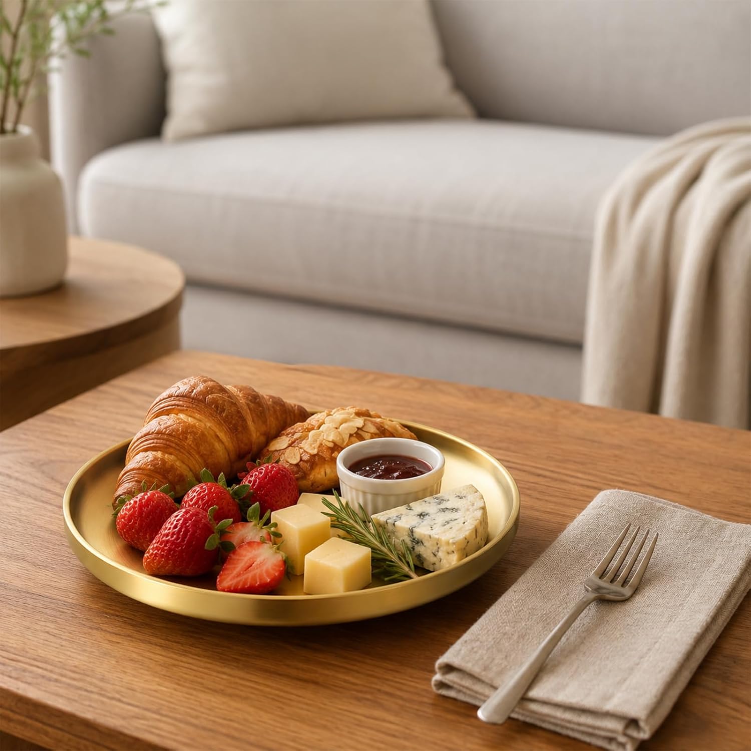 Skrfren 7.5" Gold Decorative Bowl Stainless Steel Key Bowl to Organize Desktop Clutter Modern Fruit Tray for Home Decor, Kitchen Counter, Entryway, Coffee Table 1.2" High