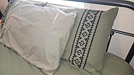 Review Image by Steve Philips Steve Philips