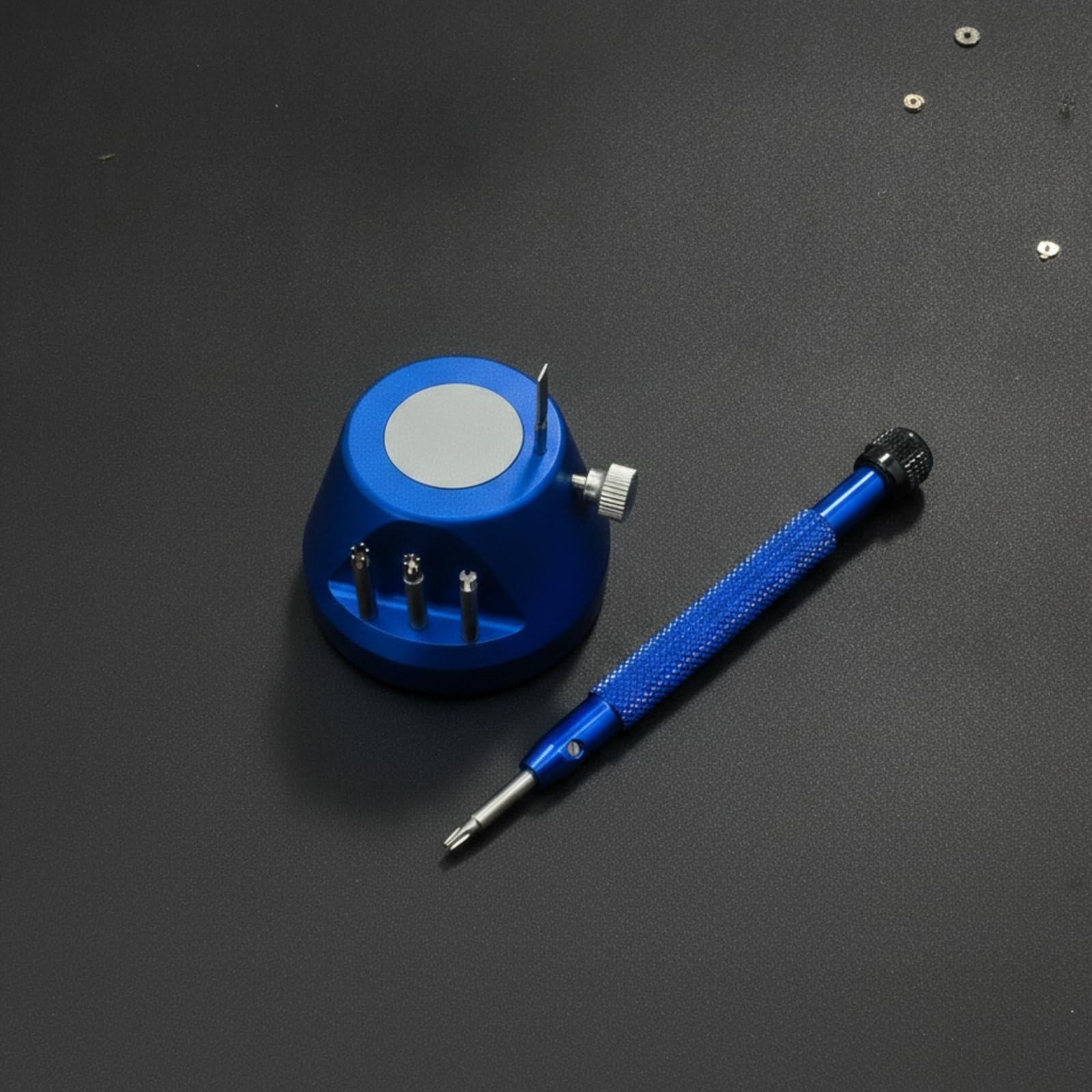 7 Stück Uhrmacher Schraubendreher set Präzisionsschraubendreher Werkzeug set Reparatur Werkzeug Feinarbeit Metall Griff Gerändelt mit Halter für Uhren Brillen Elektronik Werkbank Hobby