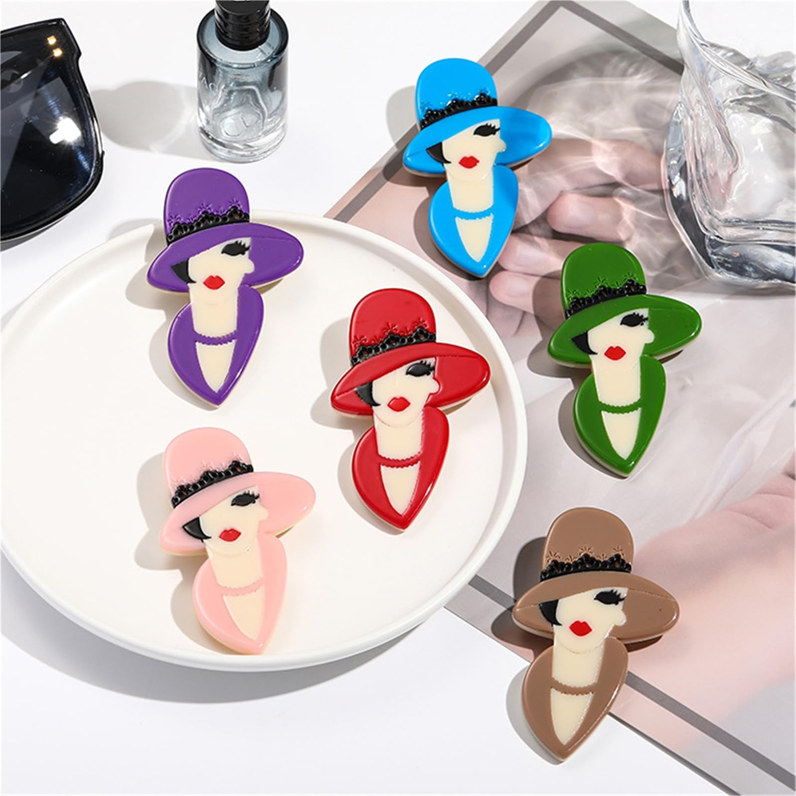 Broche acrílico de lujo con luz de dibujos animados, accesorio moderno y refinado para mujeres y hombres
