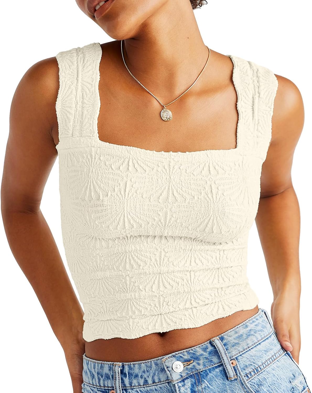 DouBCQ Women Cute Crop Tank Top Square Neck Wide Strap Vest Slim Fit Floral Lettuce Trim Cropped Cami Tops