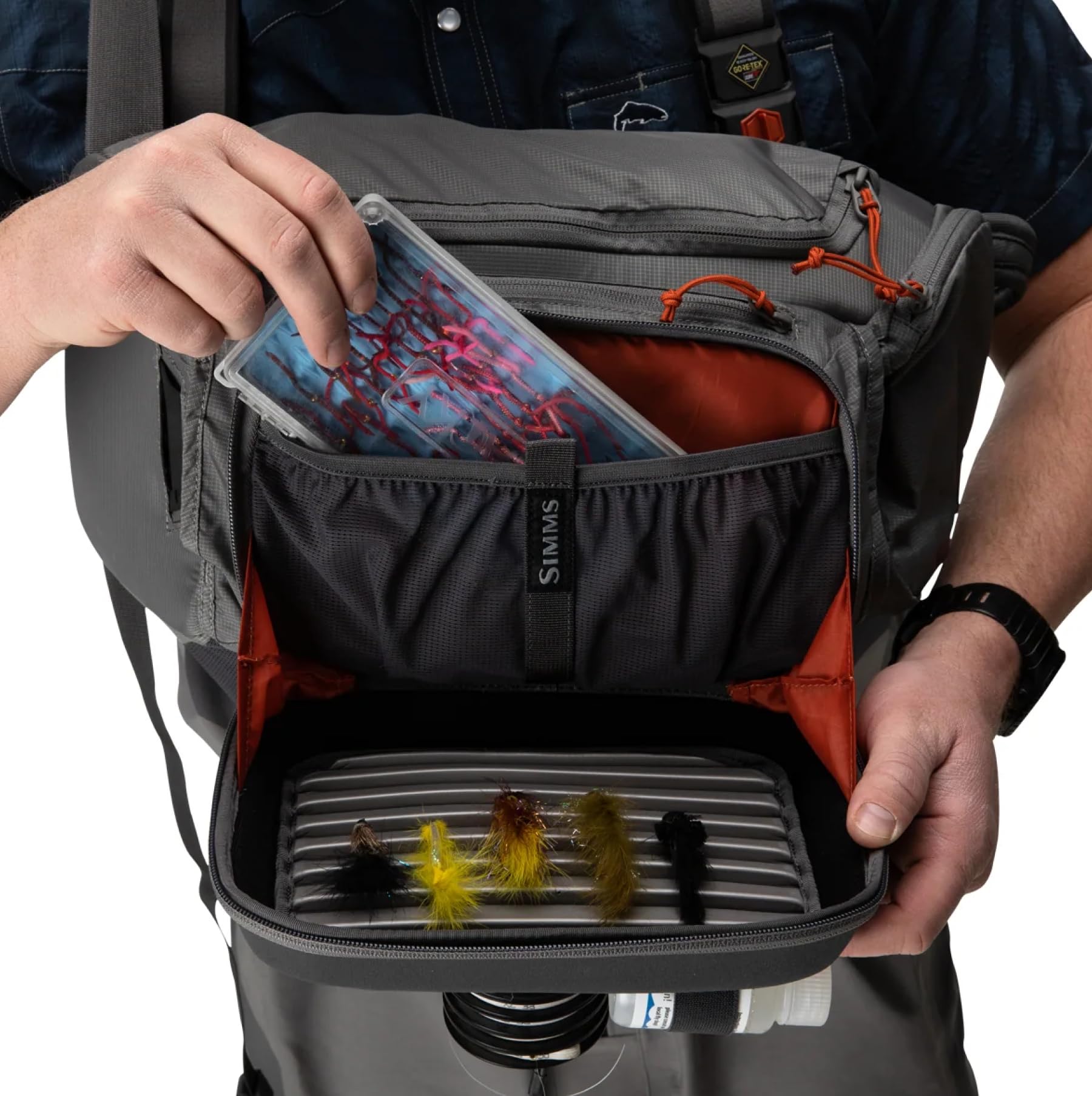 Simms Freestone taktische Angelschlinge für die rechte Schulter, wasserabweisende Tasche