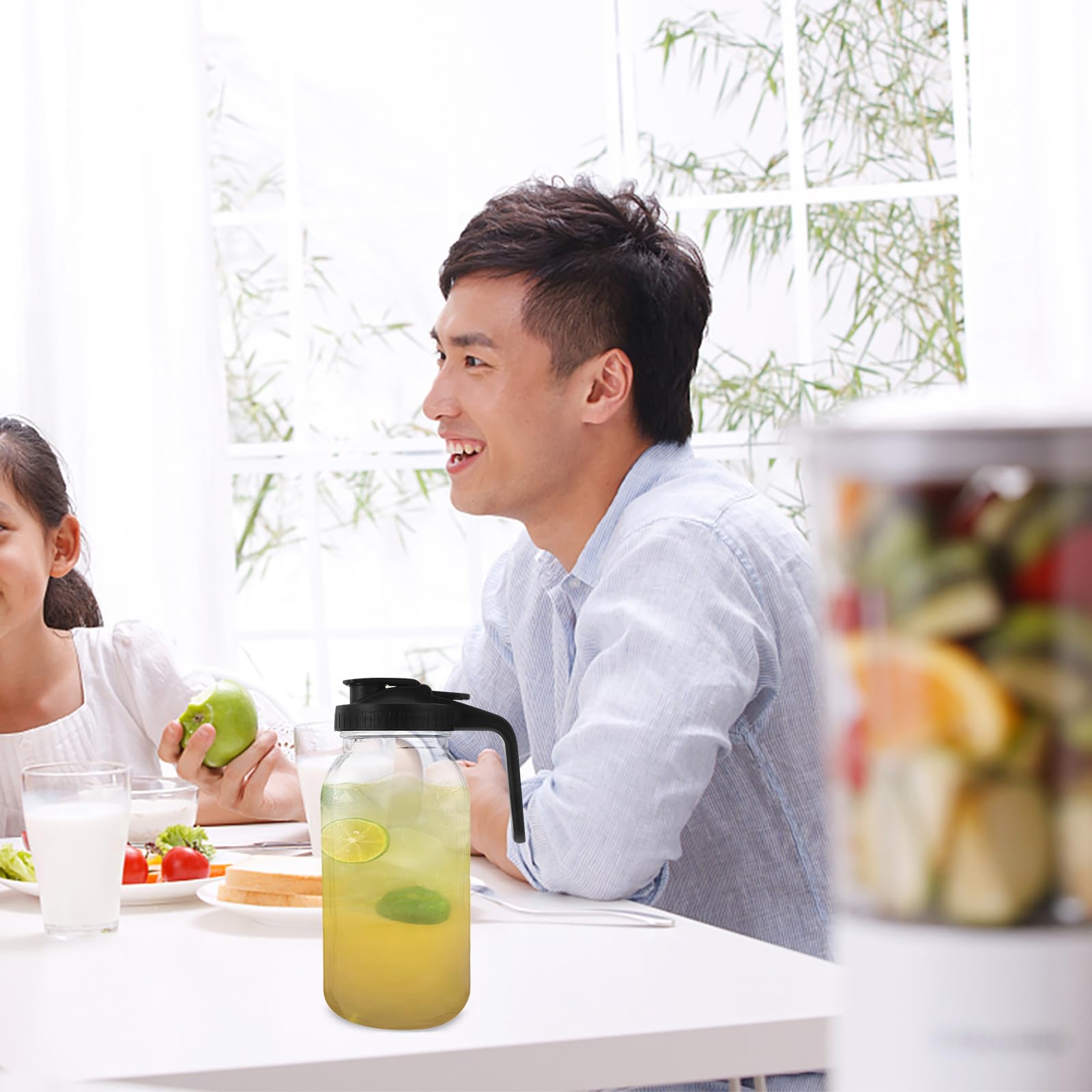 VALICLUD Jarra de Vidrio Transparente con Tapa y Asa Conveniente de 64 Oz, Jarra de Agua Fría con Gran Capacidad para Refrigerador y Restaurante