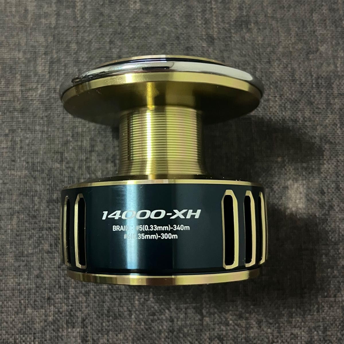 SALTIGA 14000-XH スプール2個付き Daiwa 20ソルティガ 14000XH ダイワ