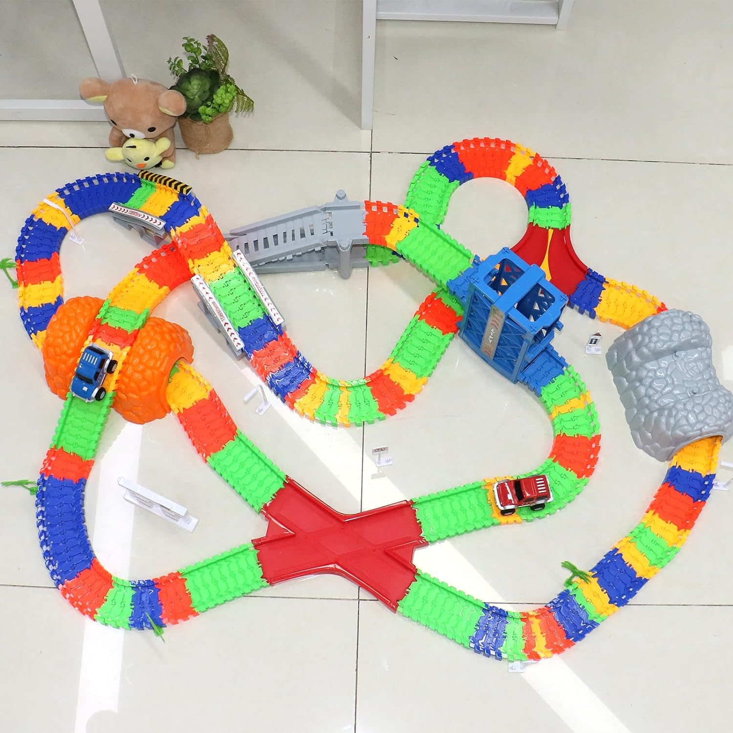 TONZE Juguetes Niños 3 Años Flexible Pista Coches 288 Piezas Juguetes Circuito Coches Pistas Flexibles con 2 Autos Juego Electricos para Infantil Regalo Niños Niñas 3 4 5 6 Años
