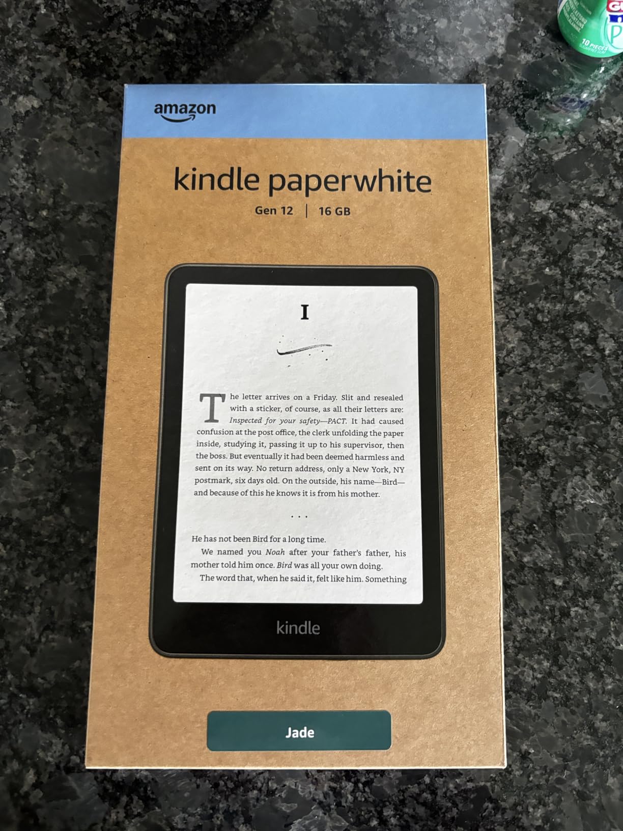 Amazon Kindle Paperwhite retail packaging box