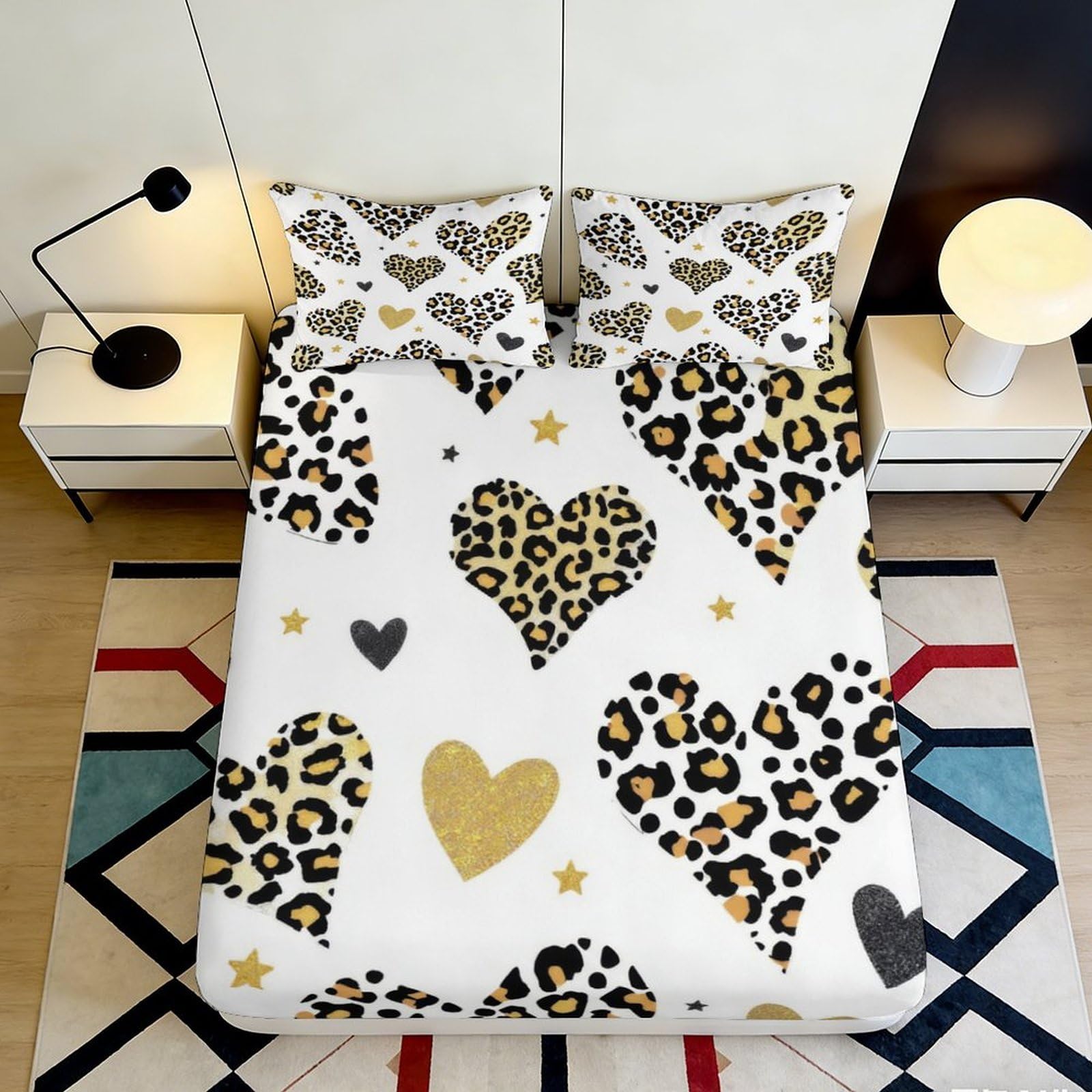 3D Printed Leopard Heart Pattern Fitted Sheet Microfiber Soft Breathable Animal Print Bed Cover for Bedroom Dormitory Guest Room Mattress Protection 200x200x25cm