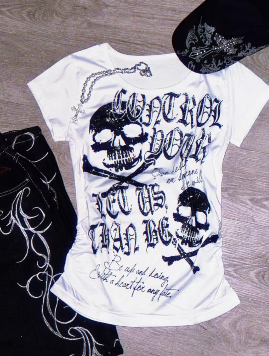 Womens Y2K Skull Gothic Graphic T-Shirt Vintage Slim Fit Grunge Print Tops Crew Neck Streeetwear Crop Top - Image 5