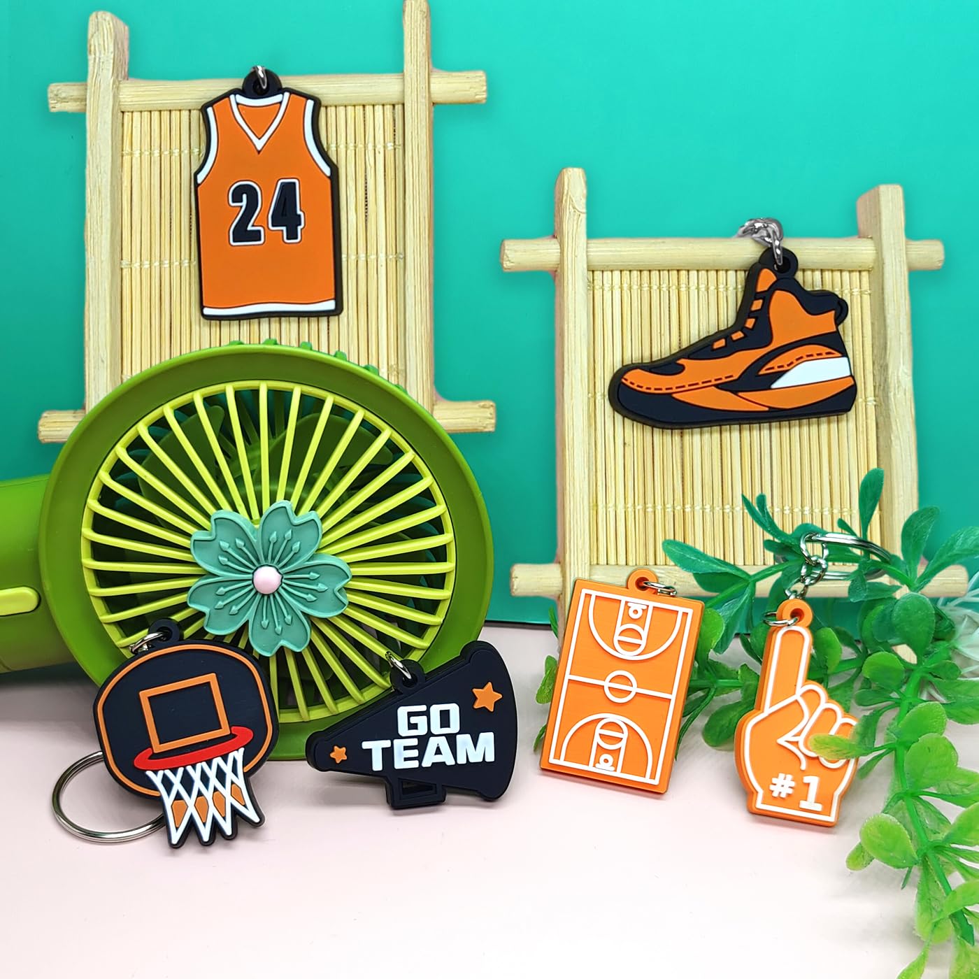 36 pezzi di basket portachiavi, portachiavi sportivi per i regali di borsa partito Sport Party Favors Kid School Sport Reward