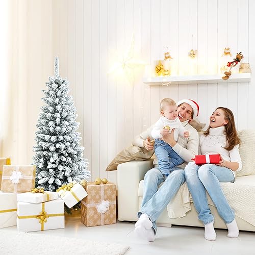 Miniatura 8 de Goplus Árbol de Navidad de 4.5 pies, árbol de Navidad artificial delgado con bisagras con 373 puntas de rama, soporte de metal plegable, material de