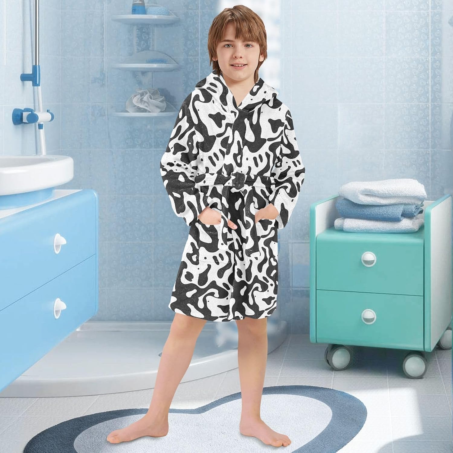 senya Black Graffiti Toddler Hooded Bathrobe Kids Soft Plush Bath Towel Robes for Boys Girls 2-12 Years