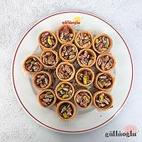 Vista 3 de Gulluoglu Pistachio Bird's Nests Baklava (Osh El Bulbul), 18 piezas 1.29lb - 585gr (Pistachio) Gulluoglu Baklava tradicional turco premium