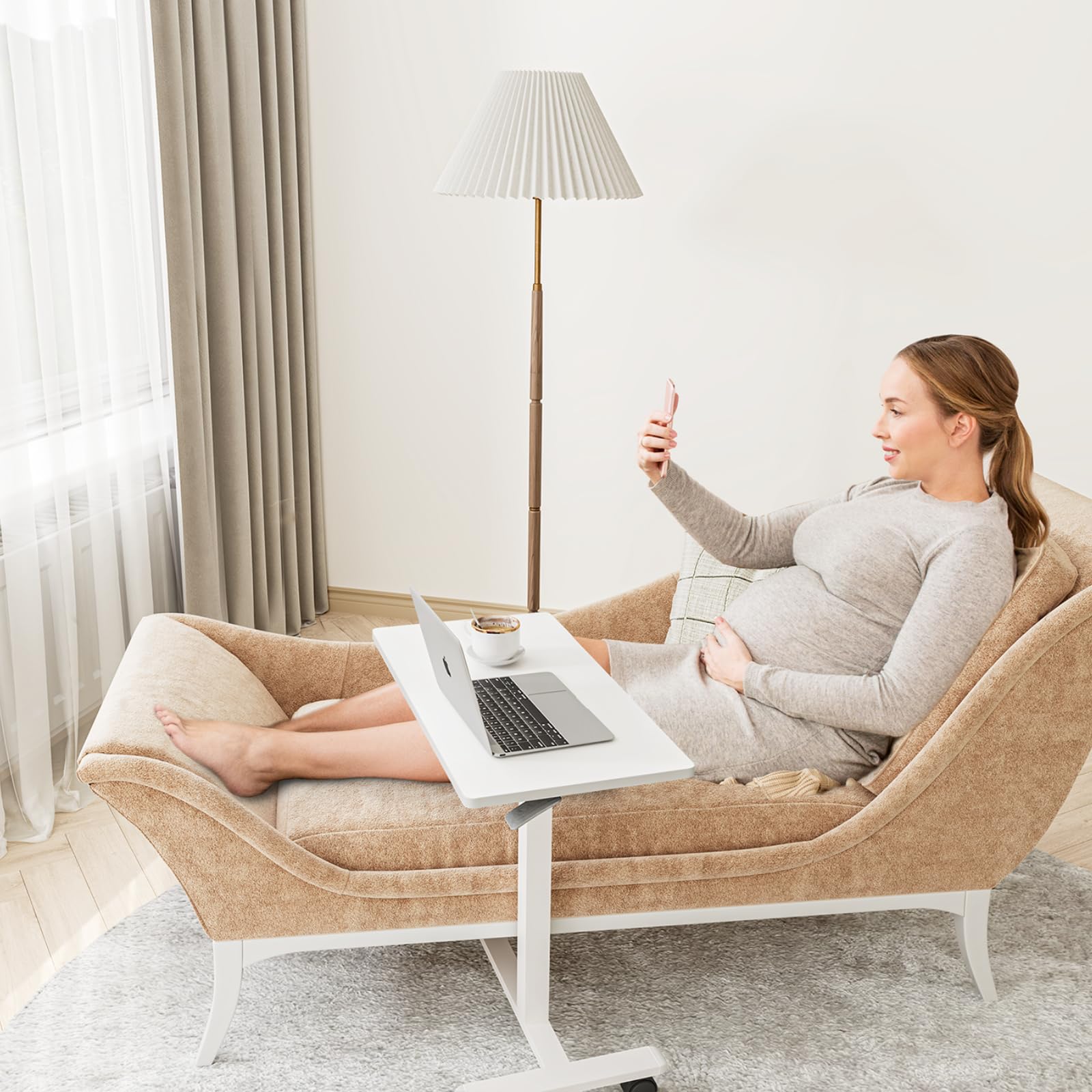 Dripex Tavolino regolabile in altezza con ruote, tavolo per la cura del letto, tavolo per computer in legno, piccolo tavolo da letto su ruote, comodino per soggiorno, camera da letto, bianco