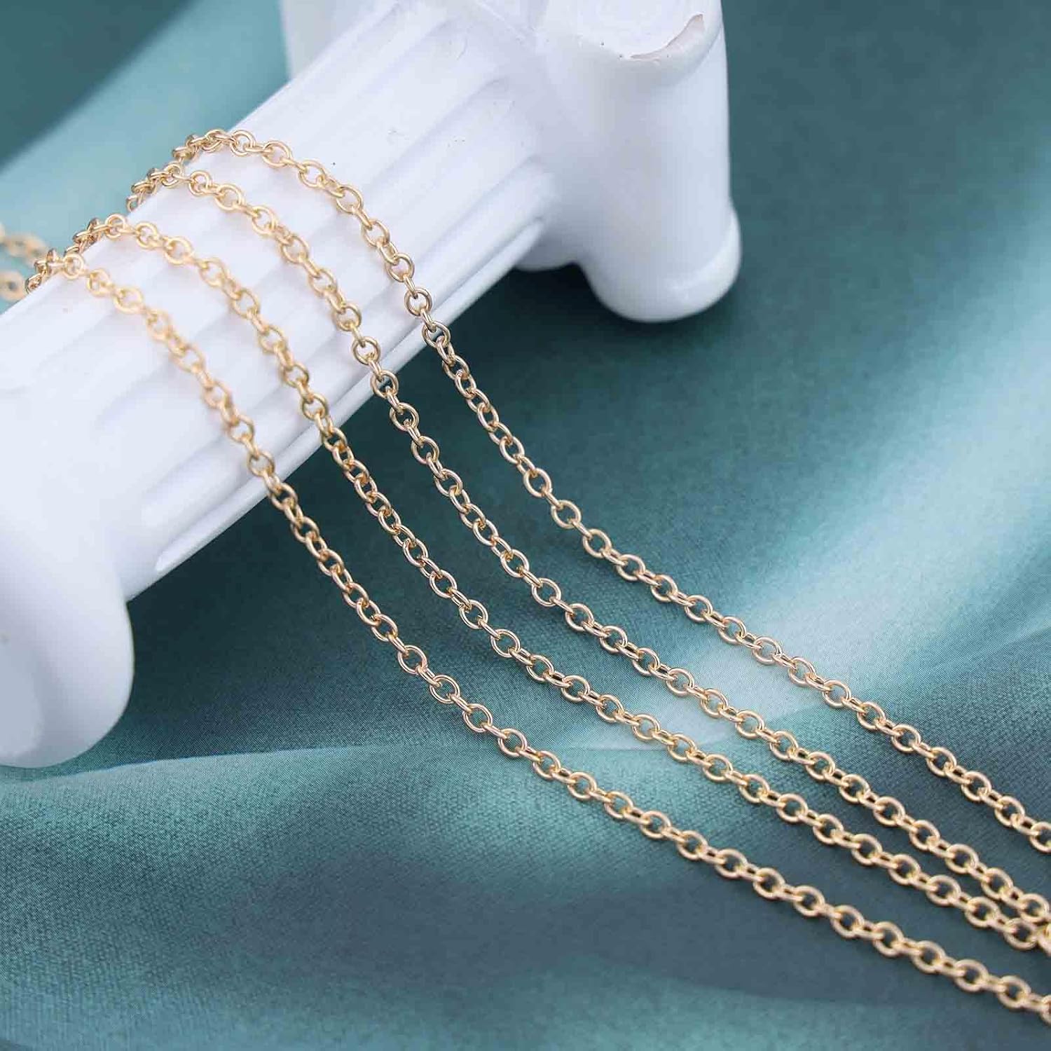 Andelaisi Boho Layered Crystal Cross Necklace Vintage Cross Crucifix pendant Necklace Gold CZ Teardrop Choker Necklace Adjustable Religious Cross Chain Necklace Jewelry for Women - Image 5