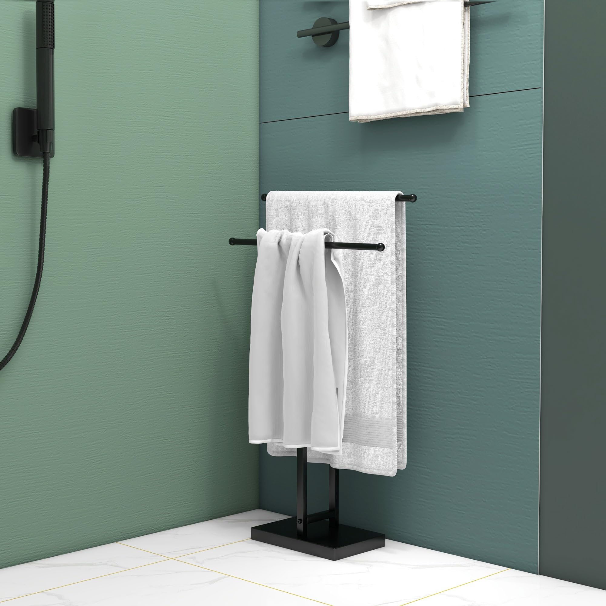 HOMCOM Porte-Serviettes sur Pied sèche Serviette 2 Niveaux en métal Support pour Serviette pour la Salle de Bain, dim. 50l x 18,5P x 85H cm, Noir