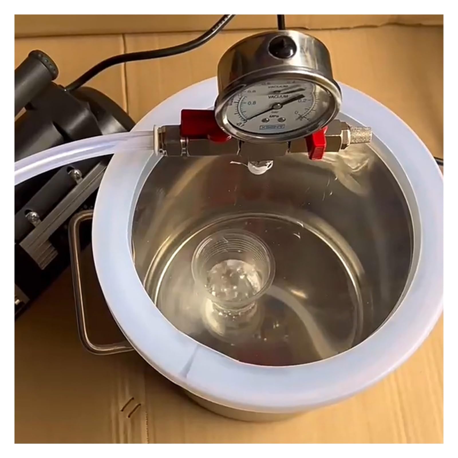 Extra Large Vacuum Degassing Chamber for Epoxy Resin, 26 20 19 13 9 6 5.5 3 2 Gallon Lab Vacuum Chamber Kit/Wood Stabilizer, for Silicones/Plaster/Essential Oil Degassing(20L/5.5Gal(DxH 25x40cm/9.8