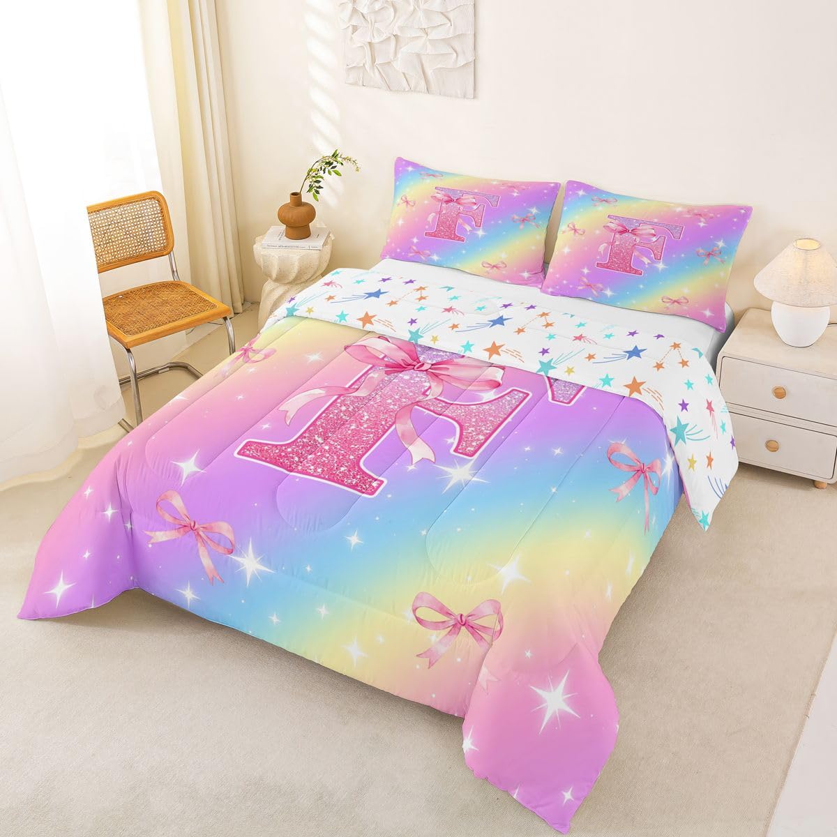 Homewish Juego de edredón con monograma inicial tamaño King, decoración de habitación, juego de ropa de cama con lazo rosa, arcoíris pastel, purpurina y coqueta, juego de edredón personalizado con