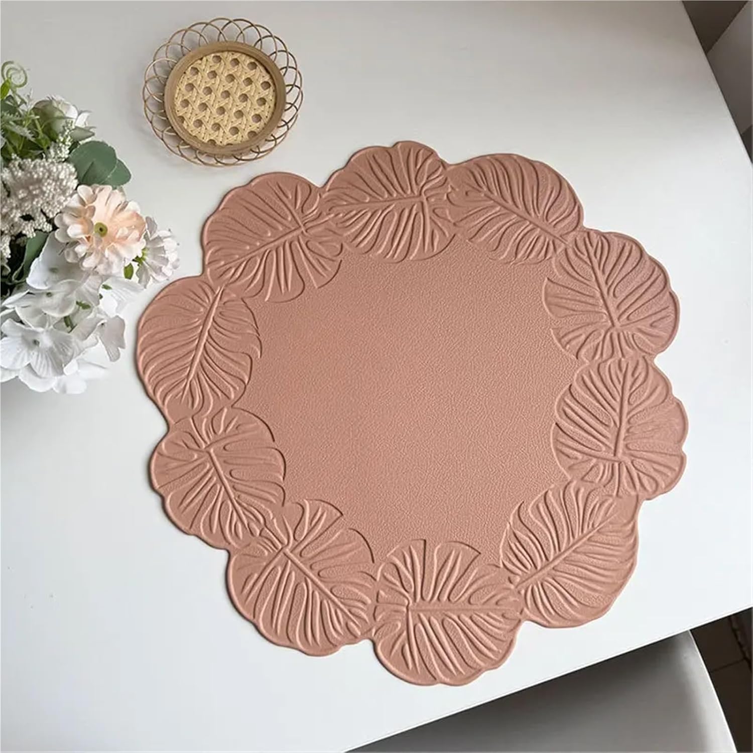 Flower Shaped Gift Black Placemats Rectangular Faux Leather Round Table Pad Hotel Restaurant Party Table PU Placemats(Guibei Pink,1pc Round 38cm)