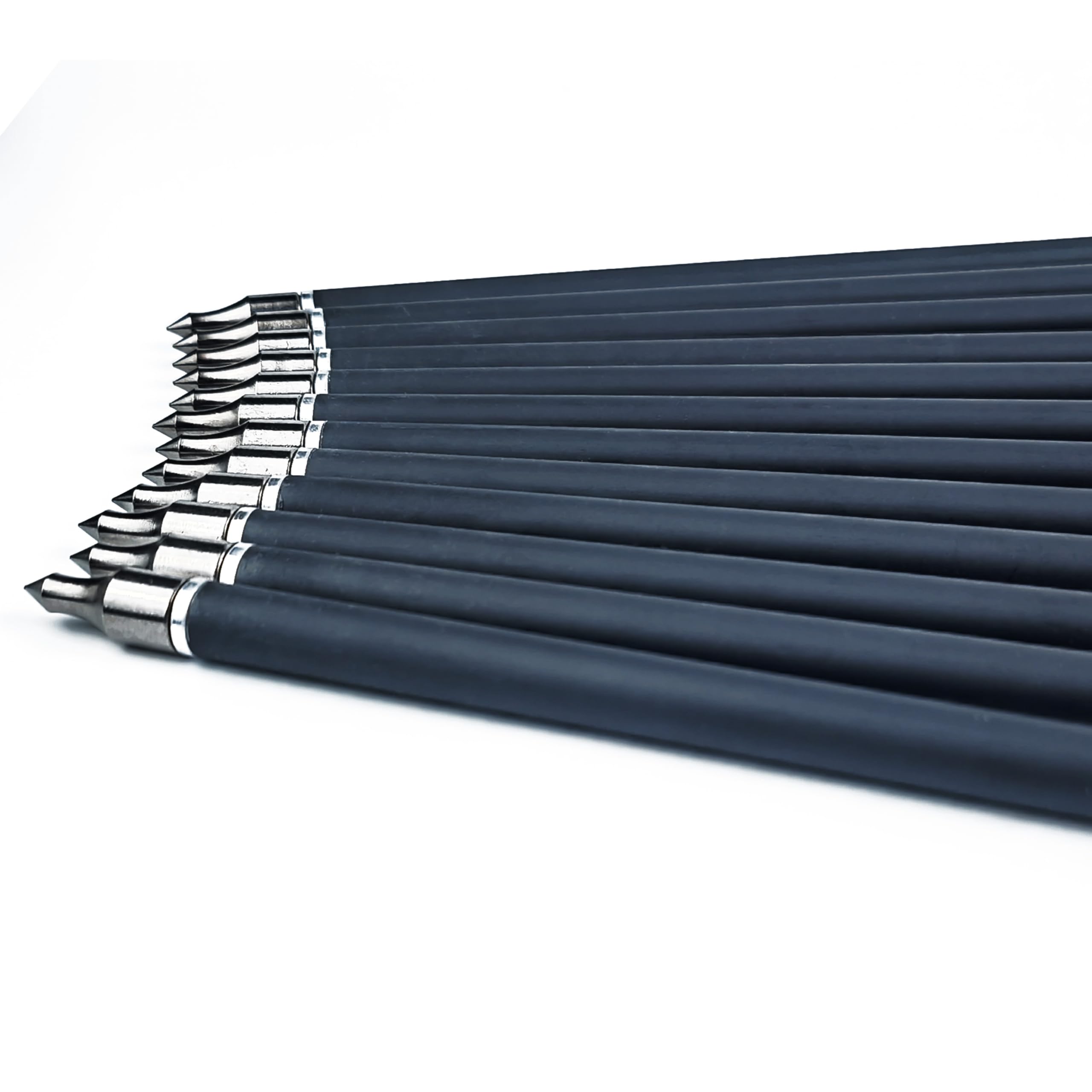 Carbon-Jagdpfeile im 12er-Pack – 8,8 mm Durchmesser, 4-Zoll-Befiederung – für Bogenschießtraining, Jagd und Outdoor-Schießen – 16, 18, 20, 22 Zoll