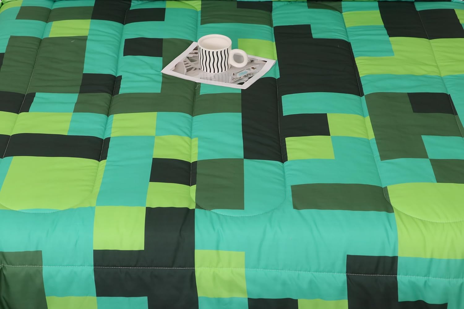 Pixel Grid Miners Kids Comforter Set Queen Size,Geometric Grid Patchwork Pixelated Bedding Set,Boys Room Decor,Gamepad Video Games Quilt Comforter,Cyan Green Duvet Set Bedroom Quilt Set,2 Pillowcases