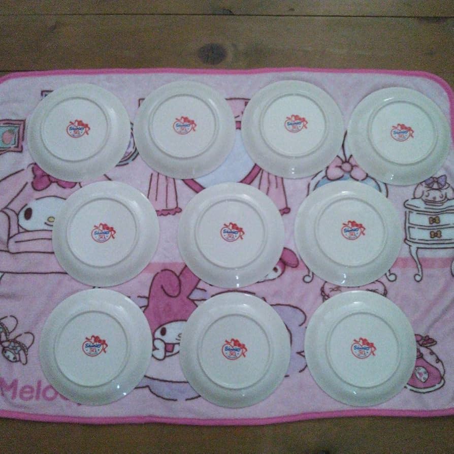 サンリオ ハンギョドン 50周年 くじ 皿 プレート 陶磁器 可愛い レトロ サンリオ ハンギョドン 50周年 くじ 皿 プレート 陶磁器 可愛い