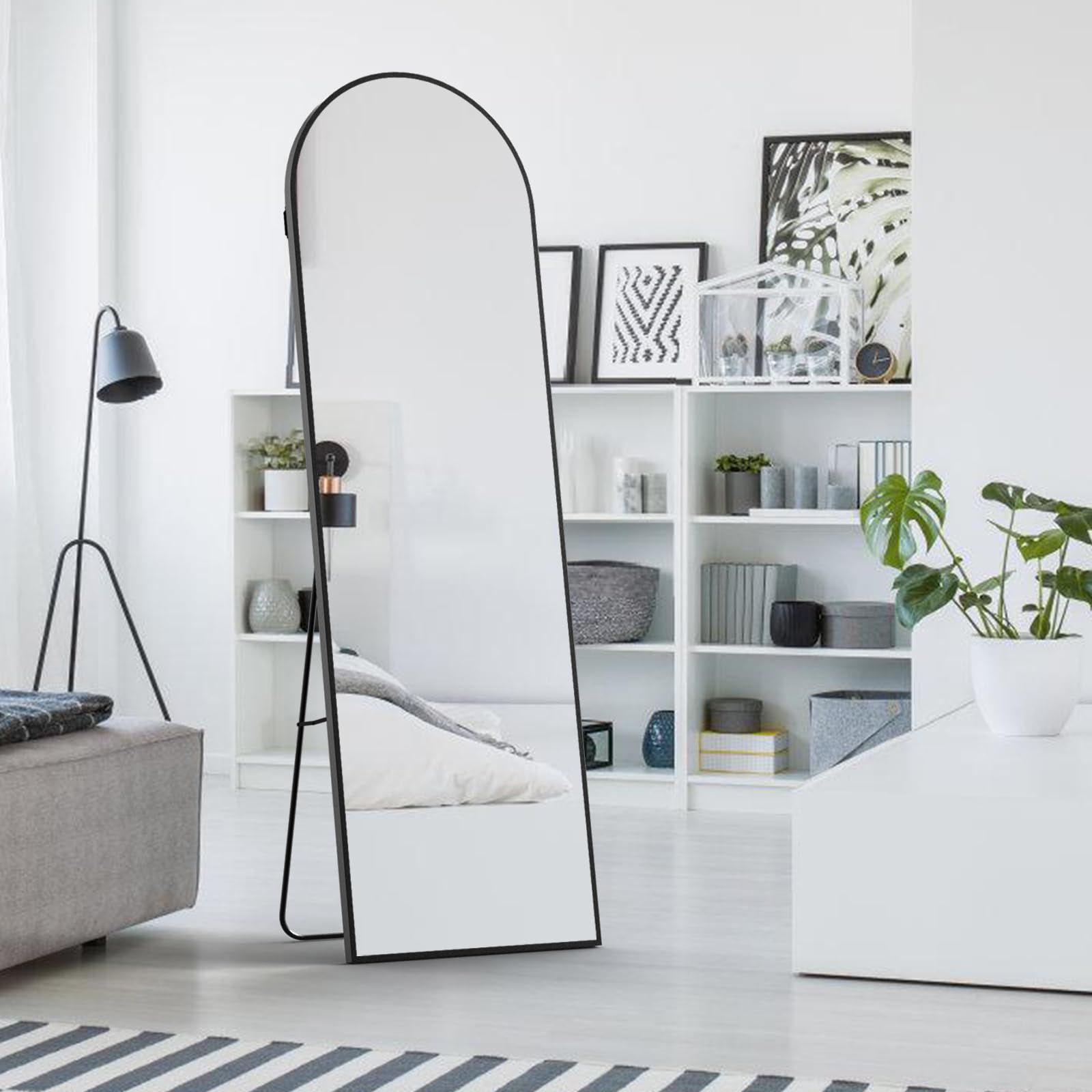 Bosillsm Espejo de cuerpo entero, 150 x 40 cm, espejo de suelo arqueado, marco de aleación de aluminio, espejo de pie, con cristal de alta definición, para dormitorio, baño, pasillo, sala de estar
