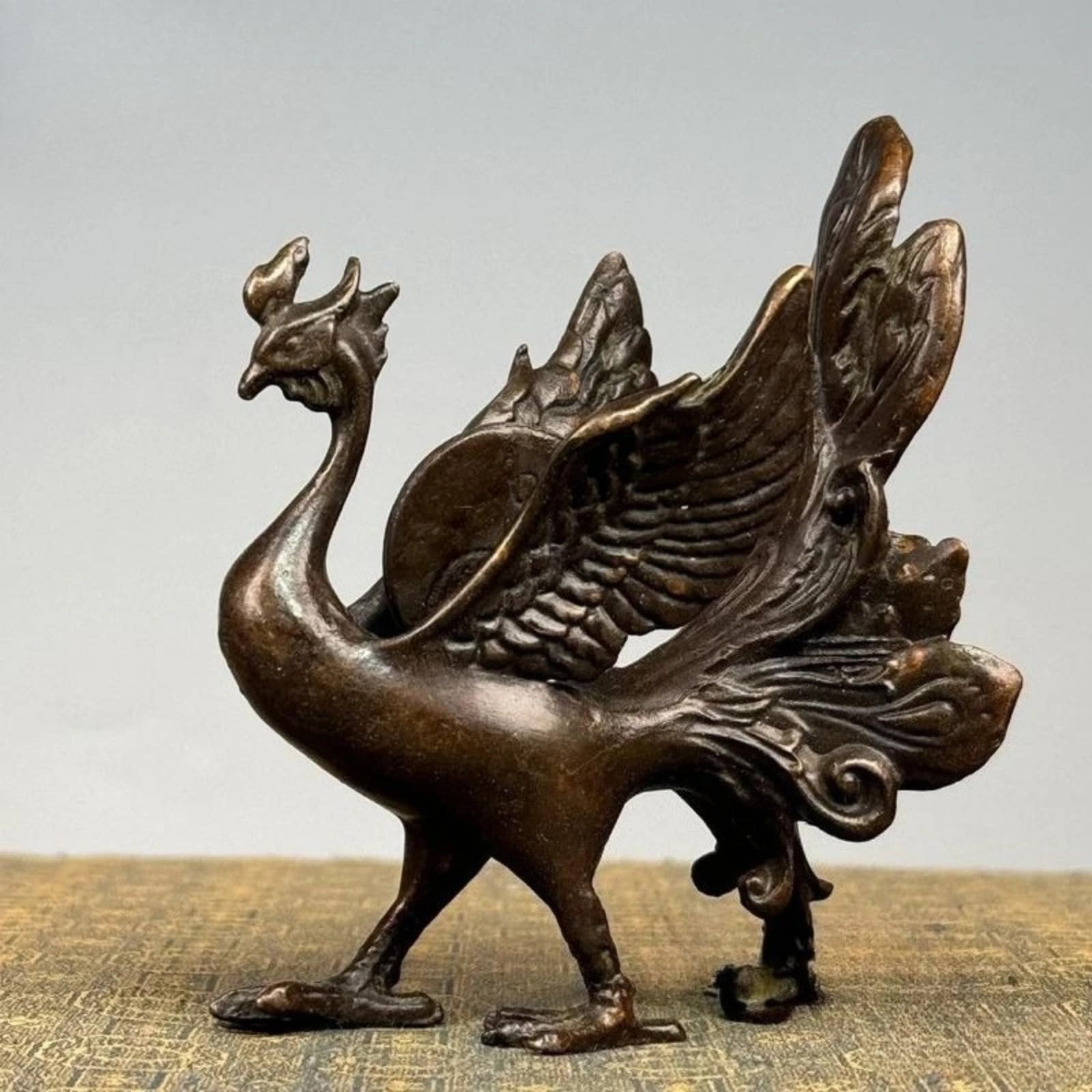 Statue de phénix en cuivre Rui Beast, le cadeau idéal pour une décoration de salon originale