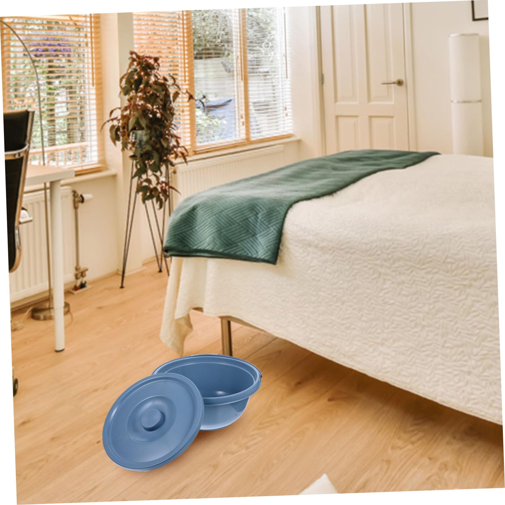 Tragbarer Urinbehälter mit Deckel und Griff aus Bruchsicherem PVC Stabiles Nachttopf design für Senioren und Schwangere Vielseitig als Urinal und Sitztoilette für Zuhause und