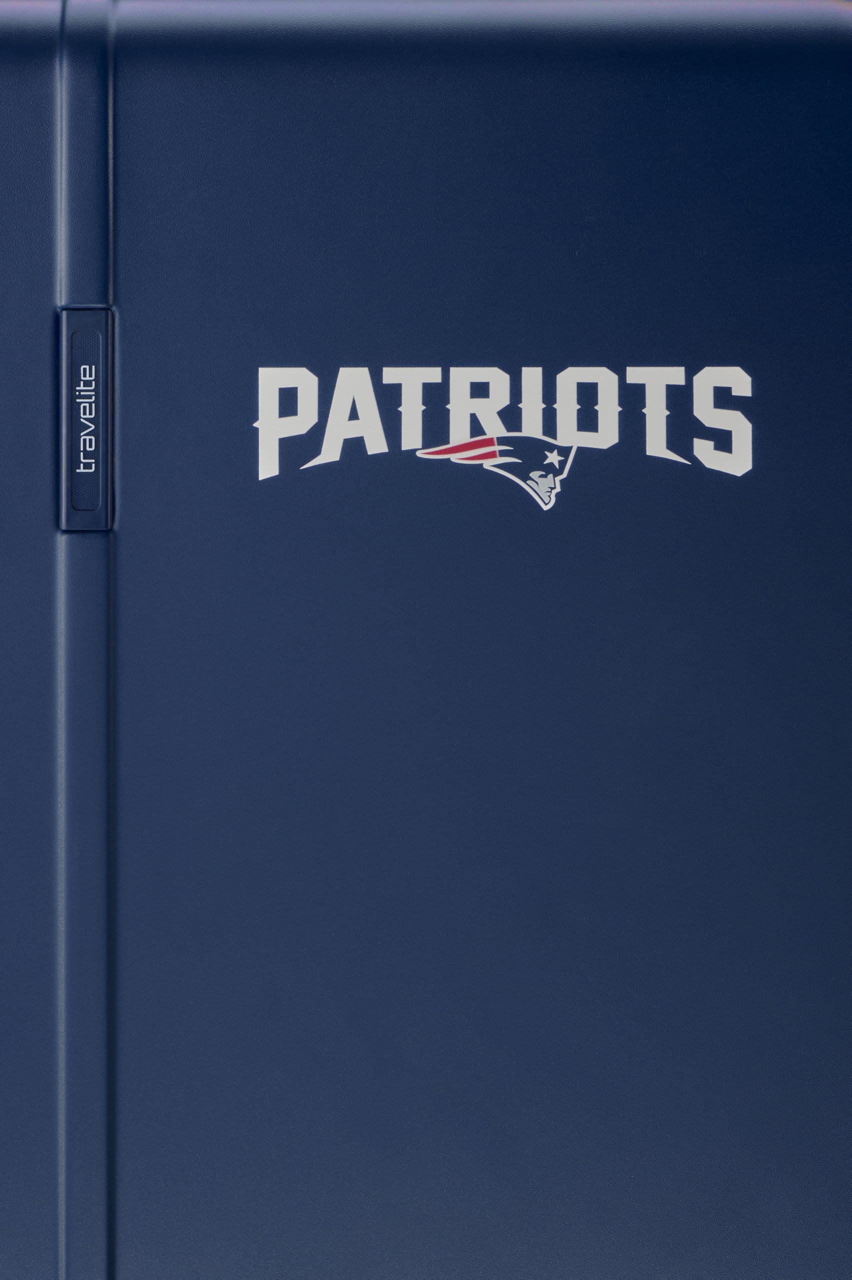 Travelite NFL Walizka podróżna z twardą obudową, New England Patriots, rozmiar L, duża walizka podróżna z zamkiem TSA, wózek ABS z 4 podwójnymi kółkami, 51 x 76 x 30,5 cm, 4,4 kg, 103 l
